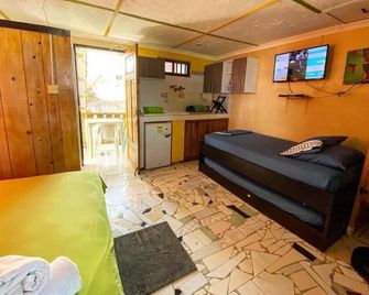 Yellow Moon Guesthouse & Apartments - San Andrés - Habitación