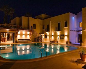 Bitez Corner Boutique Hotel - Bitez - Zwembad