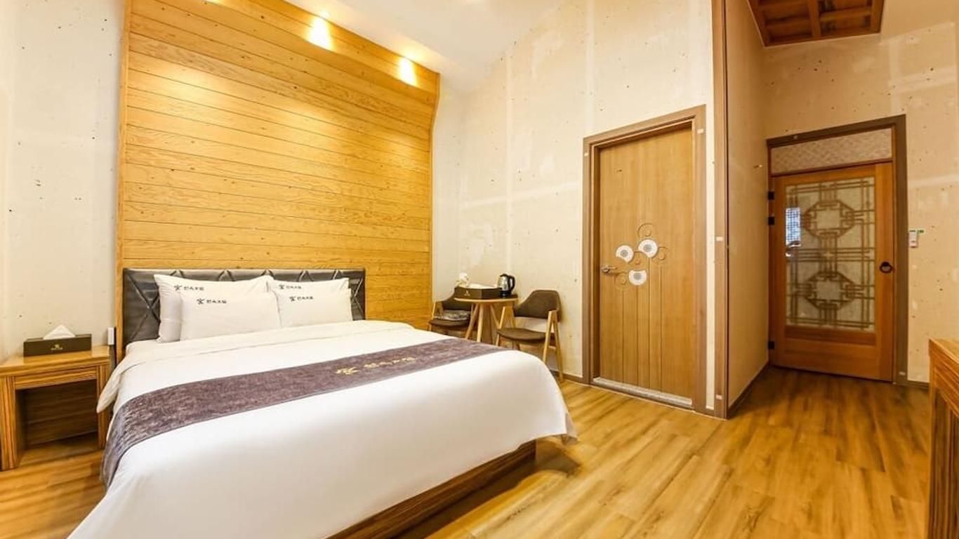 Hanok Hotel Kung