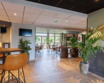 B&B HOTEL Clermont-Ferrand Nord Riom - Riom - Restaurante