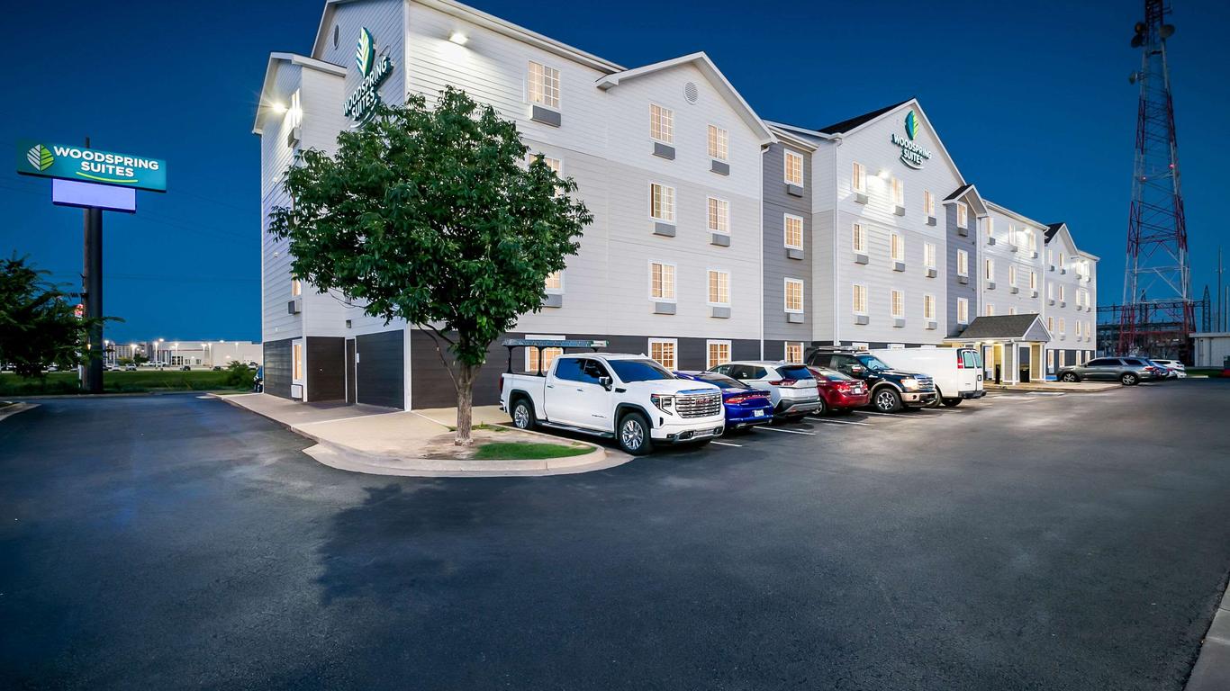 Woodspring Suites Tulsa