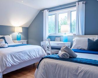 Big Tub Paradise - Tranquil Oasis Surrounded by Nature - Tobermory - Bedroom
