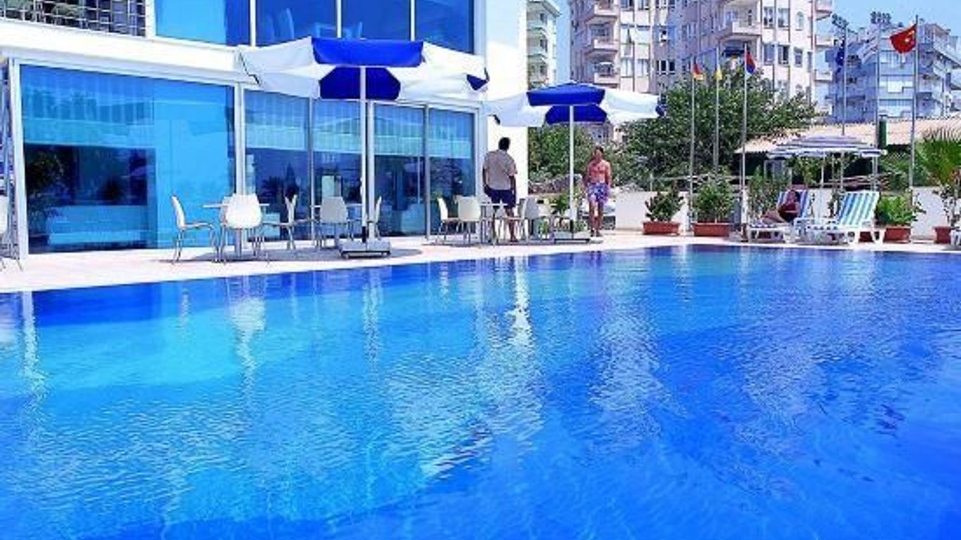 بيرالماري هوتل