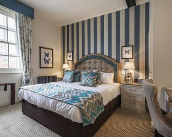 The White Horse Hotel, Romsey, Hampshire - Romsey - Schlafzimmer