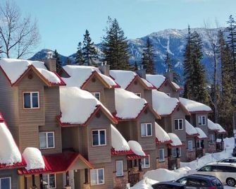 Stone Creek Chalets by Fernie Central Reservations - Fernie - Building