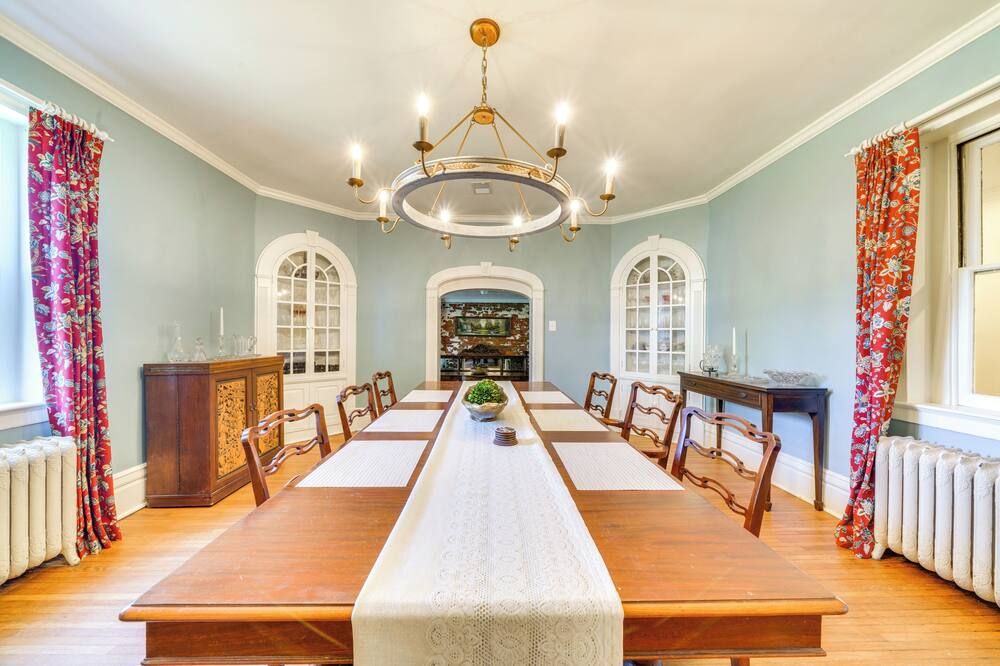 Historic And Spacious Family Home In Nic - Nicholasville - Comedor