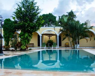 Hotel Hacienda Izamal - Izamal - Pool