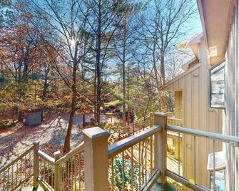 Condo with lake views - Glen Arbor - Balcón