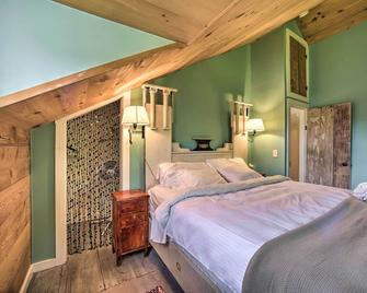 Historic Catskills Home, Near Willowemoc Creek! - Livingston Manor - Bedroom