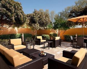 Indulge in Home Like Comfort! Spacious 1BR Suite, Pet-friendly, Free Parking! - San Ramon - Patio