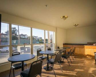 بيتش فيو إن - سانتا كروز (كاليفورنيا) - مطعم