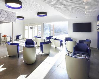 ibis Styles La Louvière - La Louvière - Bar