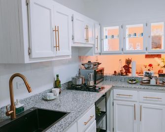 Apartmento En Los Restauradores - Santo Domingo - Cocina