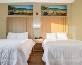 Royal Inn & Suites - Adairsville - Bedroom