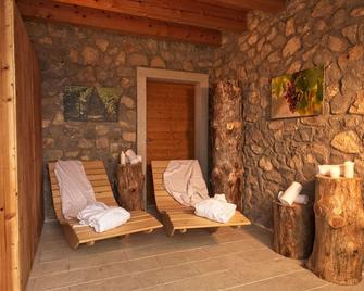 Agritur Maso Carpene - Isera - Patio