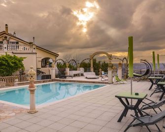 Agriturismo il Quadrifoglio - Chieti - Pool