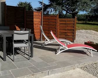 House Between Sea And Countryside- Near Carantec Roscoff Henvic - 6 Pers - 3 Bedrooms -Wifi - Henvic - Patio