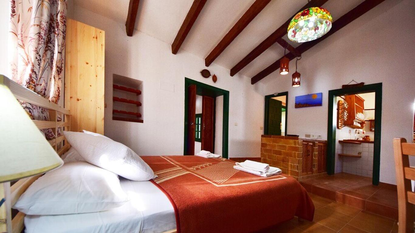 Musa Top Rustic Home