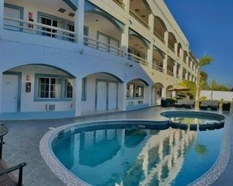 Hotel Pueblito Inn - Rosarito - Uima-allas