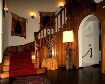 Park Hotel Villa Trunka Lunka - Cavalese - Stairs