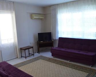 Ahmeda Apart Hotel - Sarimşakli - Sala de estar
