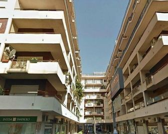 Bb Dante - Messina - Building