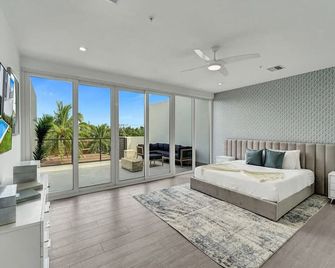 2023 Luxe New Modern Home With Pool - פורט לודרדייל - חדר שינה