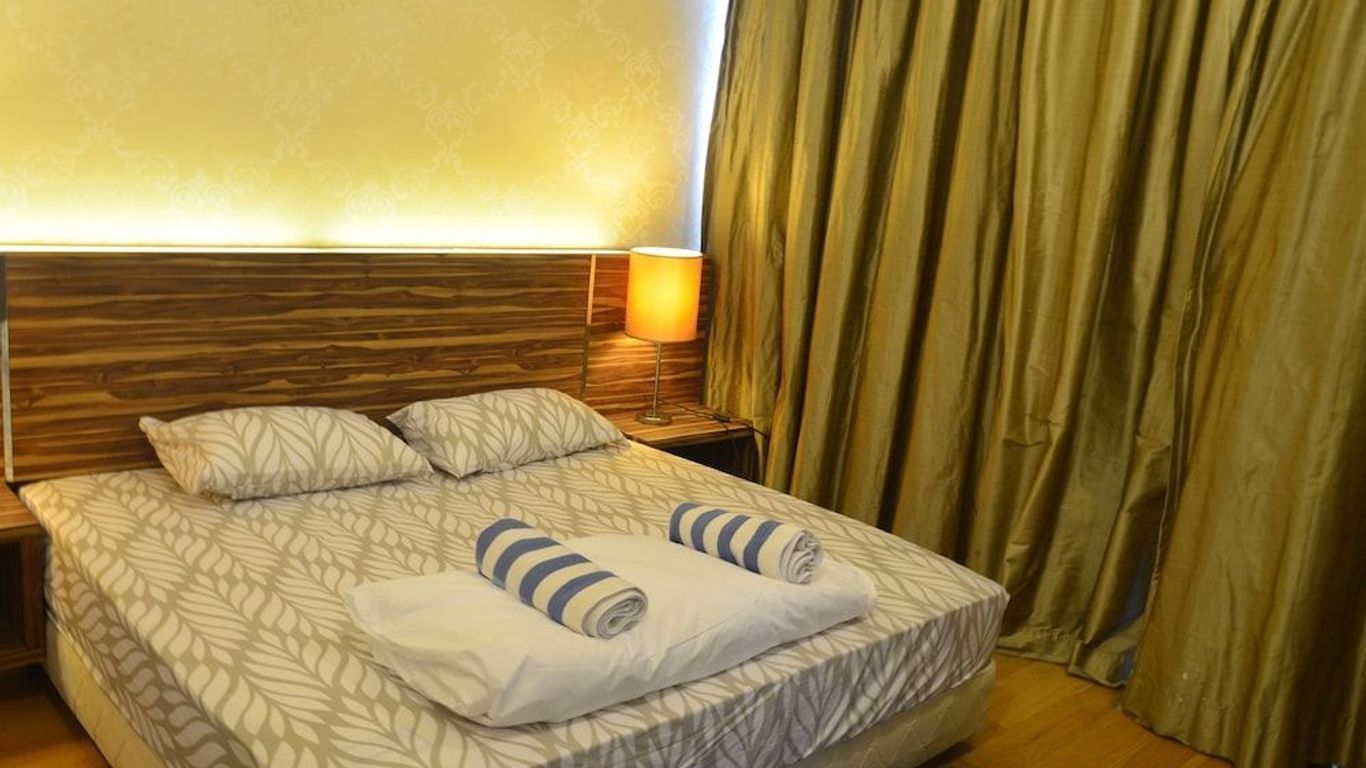 Kl Skyline Hostel & Rooftop Infinity Sky Pool