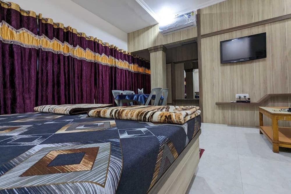 Hotel Shivneri thumbnail 3