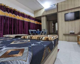 Hotel Shivneri - Bilāspur