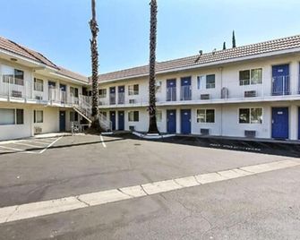 Motel 6 Campbell, Ca - San Jose - Campbell - Bina