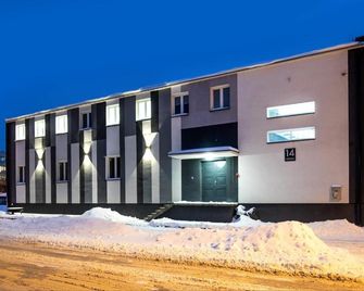 Marathon Noclegi - Skarżysko-Kamienna - Building