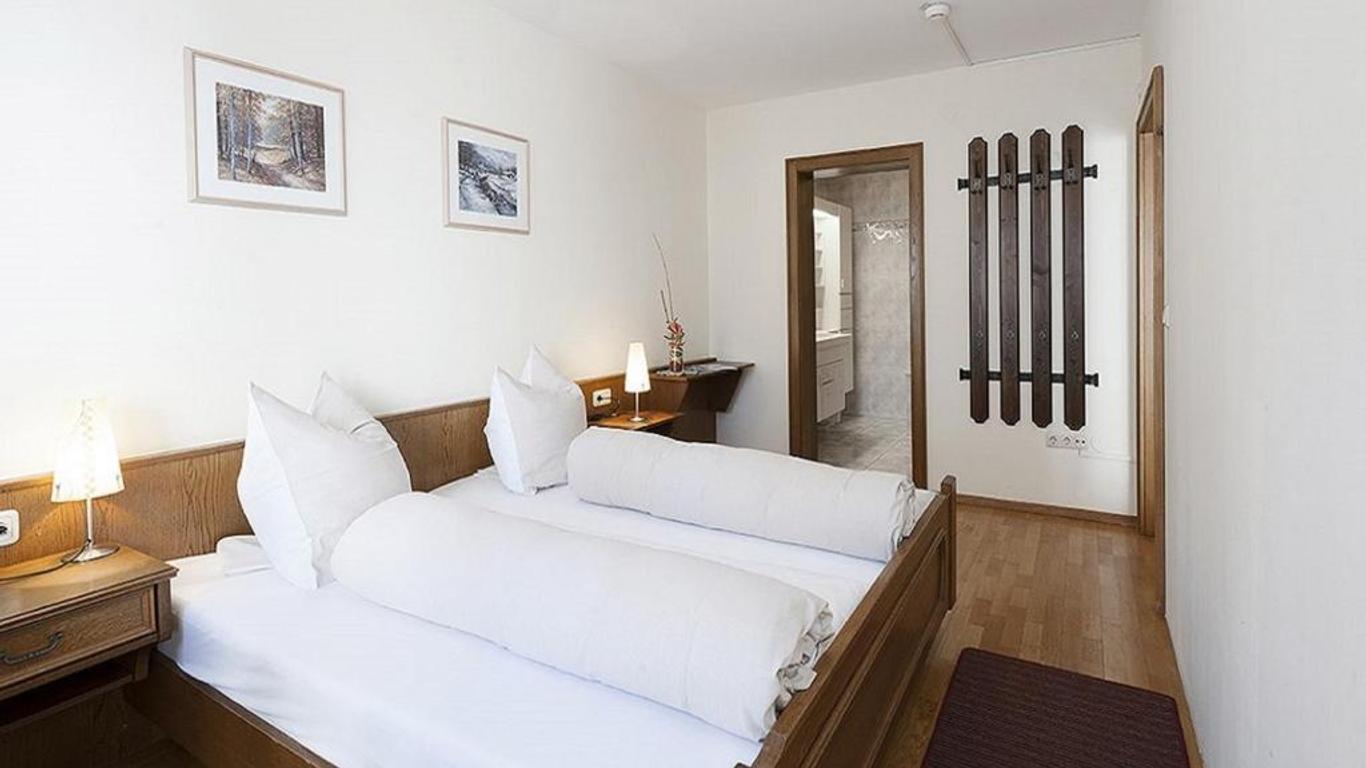 Hotel Garni Bernhard Am See