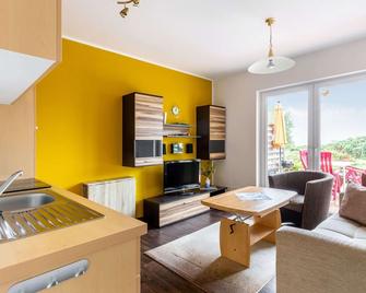 Modern Apartment in Wismar Near Baltic Sea - Wismar - Soggiorno