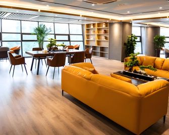 Yitel Collection Qingdao Shandong Road Central Business District Wanda Plaza - Qingdao - Lounge