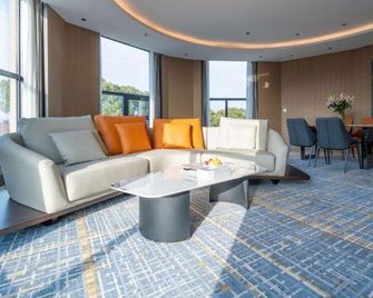 Luxury Blue Horizon Hotel (Wuxi Huishan - Wuxi - Lounge