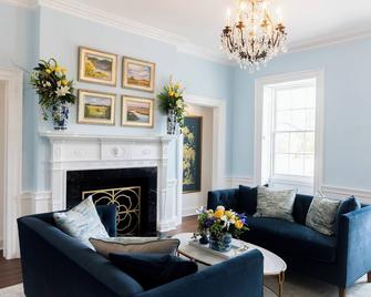The Harvey - New Bern - Living room