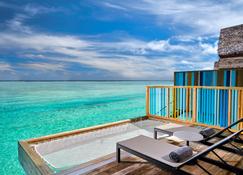 Hard Rock Hotel Maldives - Malé - Beach