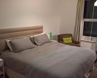 Regent Serviced Suites - Doncaster - Bedroom