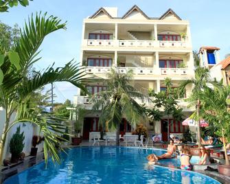 Hai Yen Family Hotel - Phan Thiet - Pool
