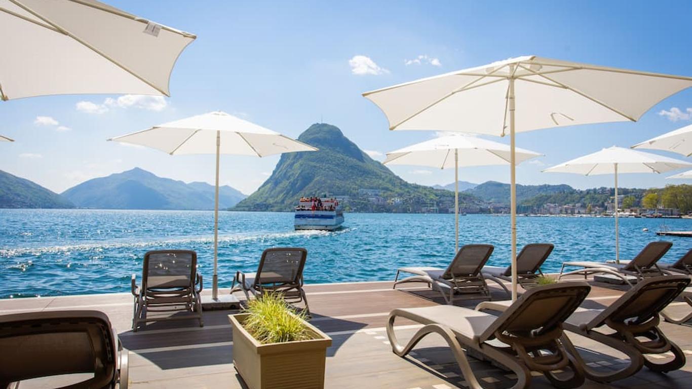 فندق غراند فيلا كاستانولا