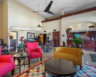 Best Western Benton Inn - Benton - Lobby