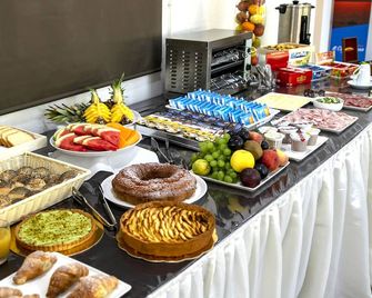 Il Calabriano Residence - Zambrone - Buffet