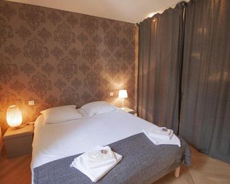 La Cour de Berthe Est - Colmar - Bedroom