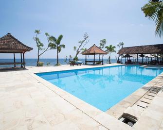 RedDoorz at Tanjung Alam Hotel Lovina - Buleleng - Pool