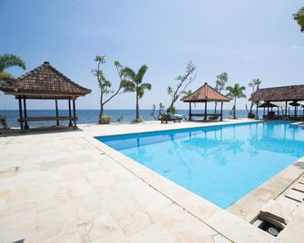 Tanjung Alam Hotel - Buleleng - Pool