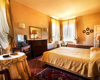 Relais Castello di Razzano - Alfiano Natta - Bedroom