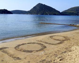 Hotel Tolo - Nauplion - Strand