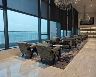 Holiday Inn Shanghai Hongqiao West By IHG - Shanghai - Lounge