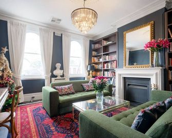 European Style Home with Private Rooftop Terrace - Melbourne - Sala de estar